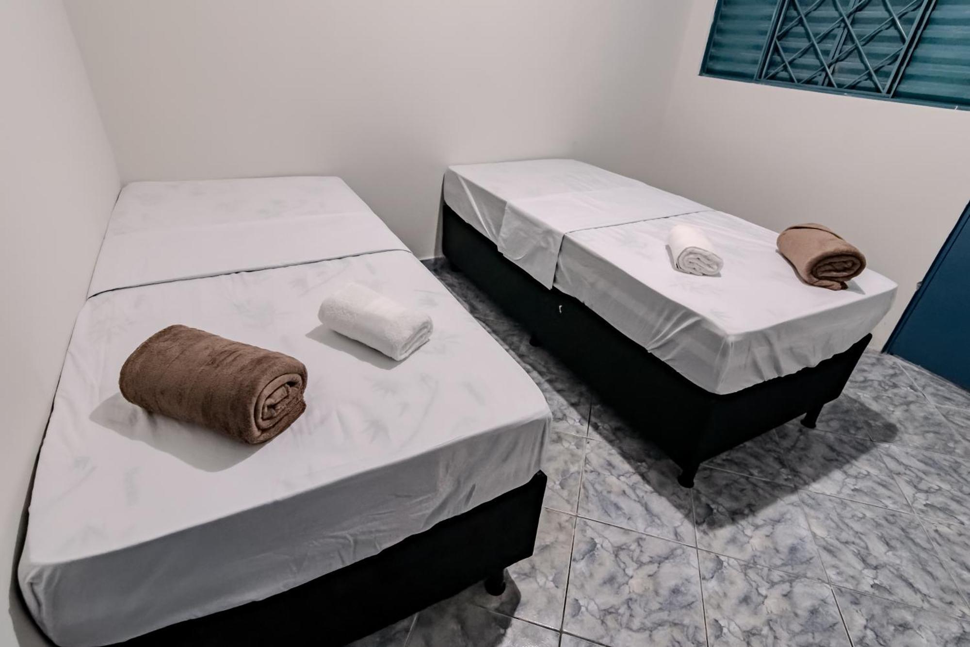 Hotel Pousada Roosevelt Quarto 03 - Pousada Central Prox Rodoviaria E Dist Industrial Uberlândia Zewnętrze zdjęcie