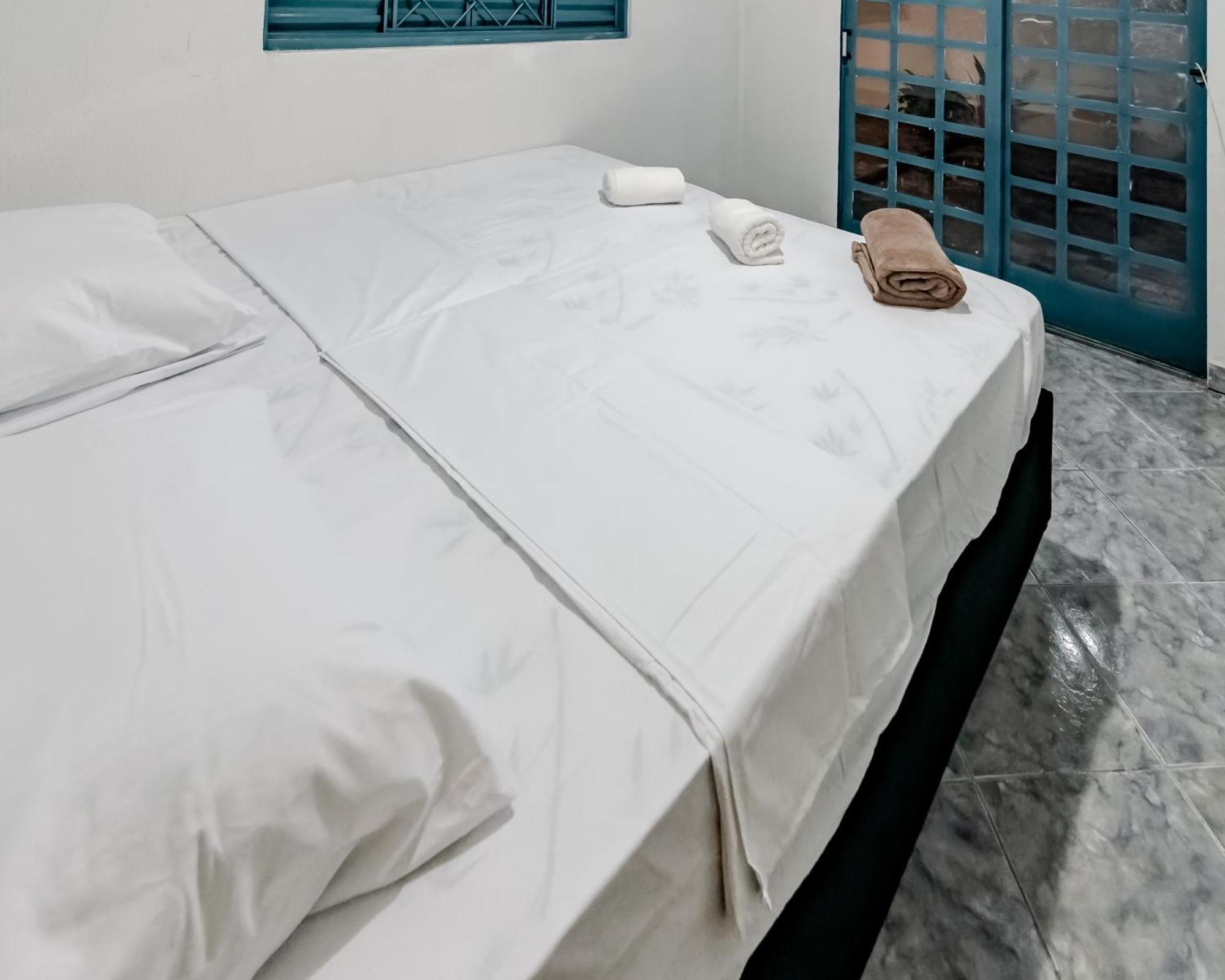 Hotel Pousada Roosevelt Quarto 03 - Pousada Central Prox Rodoviaria E Dist Industrial Uberlândia Zewnętrze zdjęcie